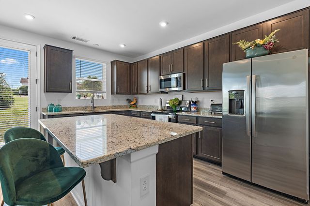 105 Timber Crest Trl, White Bluff, TN 37187