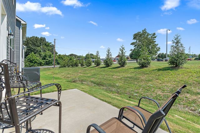 105 Timber Crest Trl, White Bluff, TN 37187