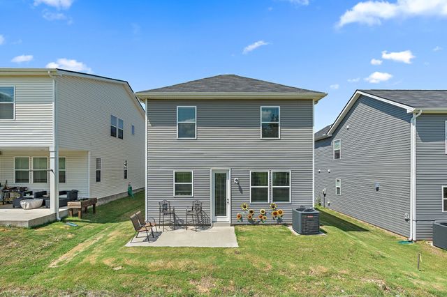 105 Timber Crest Trl, White Bluff, TN 37187