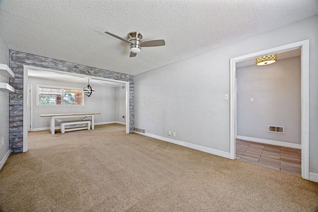 2506 Easy Street, Denison, TX 75020