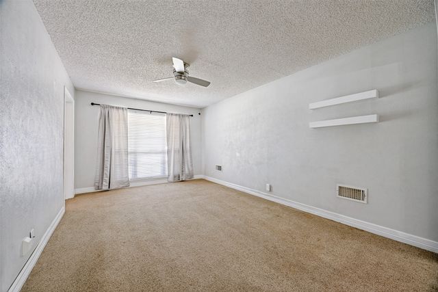 2506 Easy Street, Denison, TX 75020