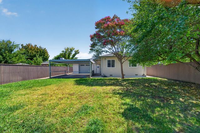 2624 51st St, Sacramento, CA 95817