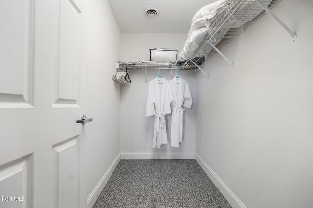 210 Raceday Center Drive, 1304, Bristol, TN 37620