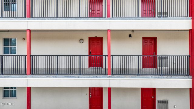 210 Raceday Center Drive, 1304, Bristol, TN 37620