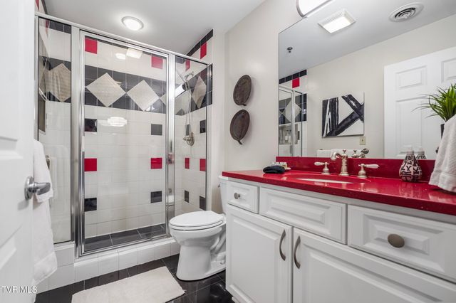 210 Raceday Center Drive, 1304, Bristol, TN 37620