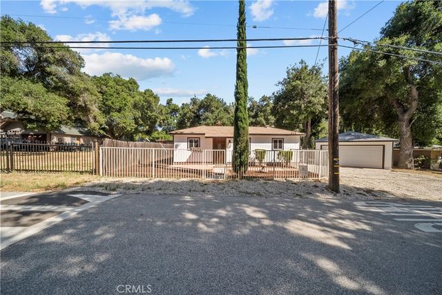 39628 Calle El Parado, Green Valley, CA 91390