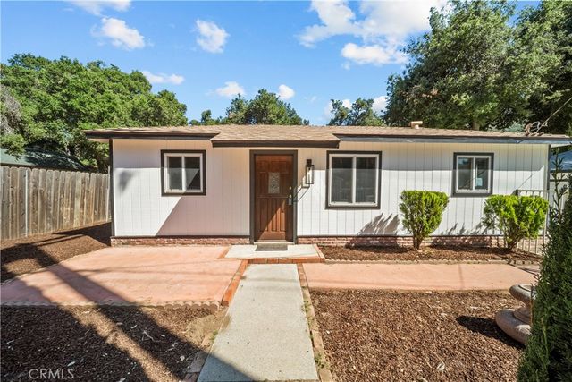 39628 Calle El Parado, Green Valley, CA 91390