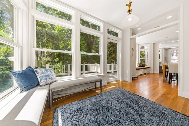 49 Buswell Park, Newton, MA 02458