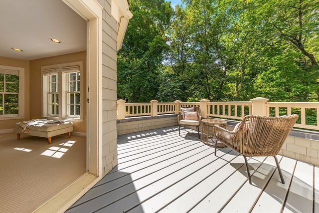 49 Buswell Park, Newton, MA 02458