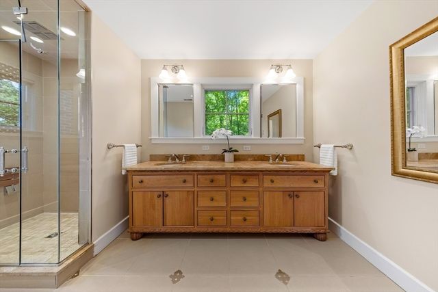 49 Buswell Park, Newton, MA 02458
