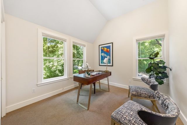 49 Buswell Park, Newton, MA 02458