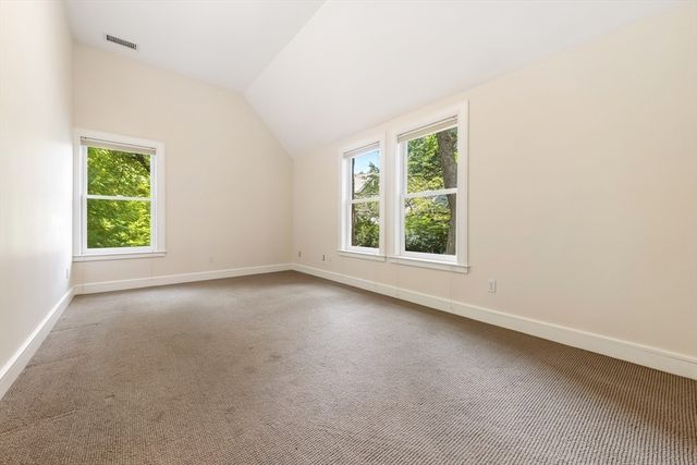 49 Buswell Park, Newton, MA 02458