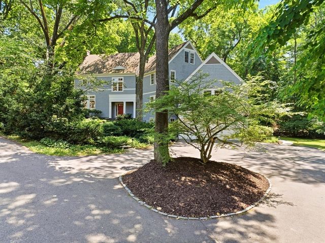 49 Buswell Park, Newton, MA 02458