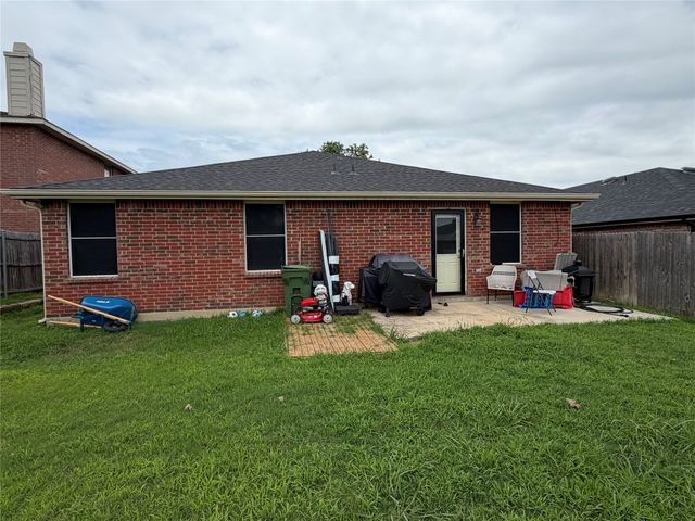 617 Almandora Drive, Arlington, TX 76002