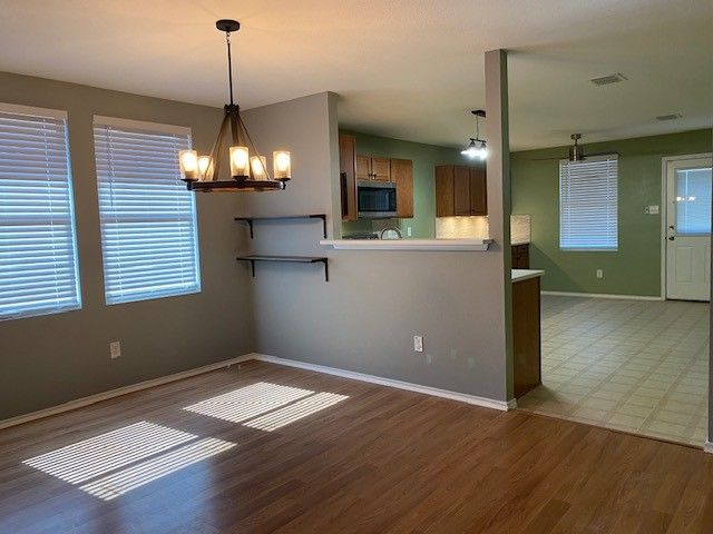 617 Almandora Drive, Arlington, TX 76002