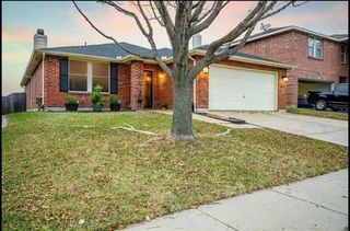 617 Almandora Drive, Arlington, TX 76002