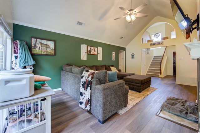 3810 Westglen Drive, Alvin, TX 77511