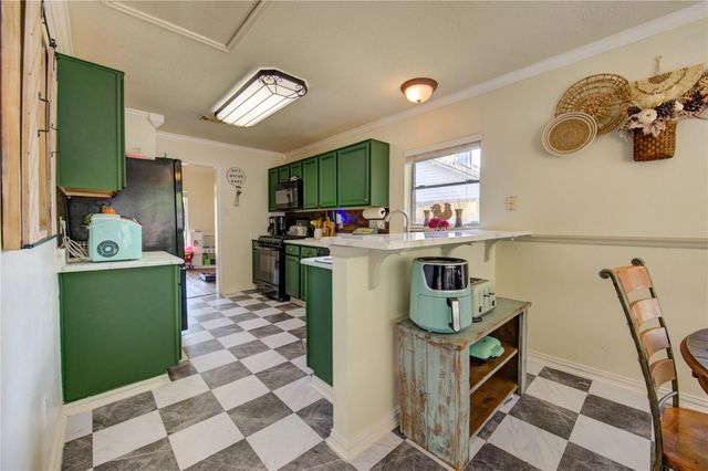 3810 Westglen Drive, Alvin, TX 77511