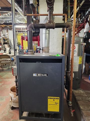 60 Circuit Ave S,, Worcester, MA 01603