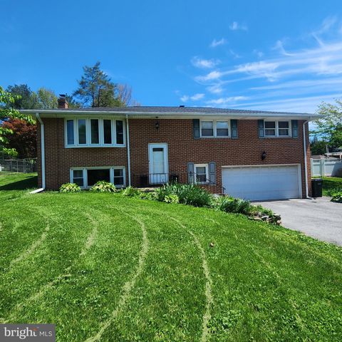 2029 DERRY RD, York, PA 17408