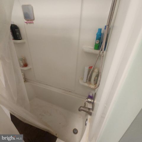 2029 DERRY RD, York, PA 17408