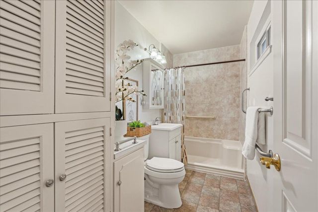 337 Roble Avenue, Redwood City, CA 94061