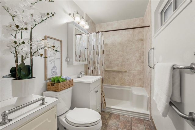 337 Roble Avenue, Redwood City, CA 94061
