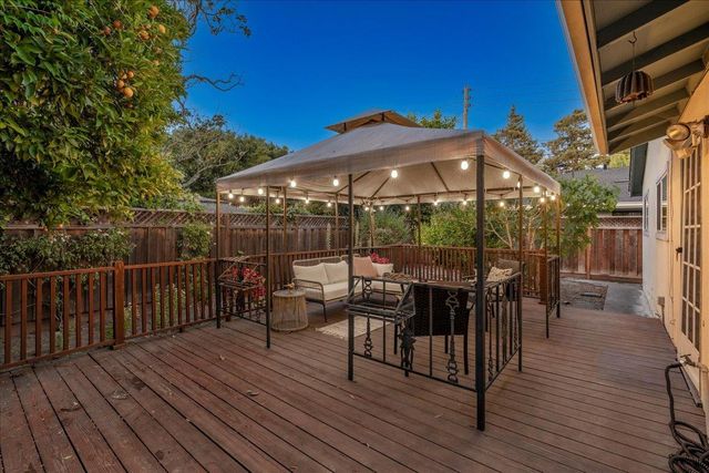 337 Roble Avenue, Redwood City, CA 94061