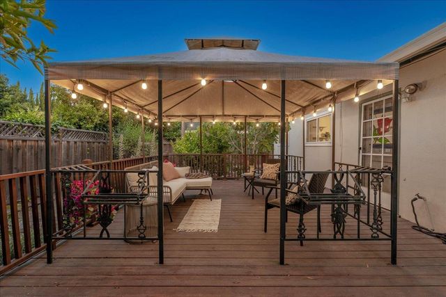 337 Roble Avenue, Redwood City, CA 94061