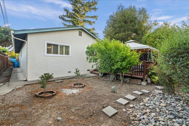 337 Roble Avenue, Redwood City, CA 94061