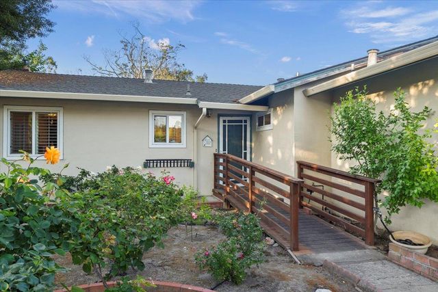 337 Roble Avenue, Redwood City, CA 94061