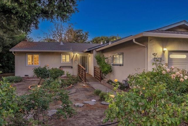 337 Roble Avenue, Redwood City, CA 94061