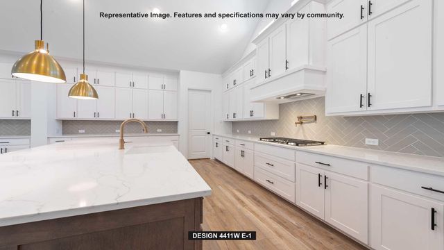 1040 Conastoga CT, Driftwood, TX 78619