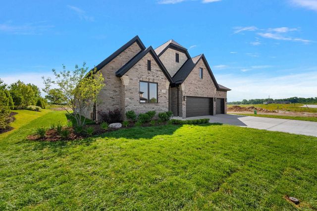 54946 Rose Terrace Drive, Shelby Twp, MI 48316