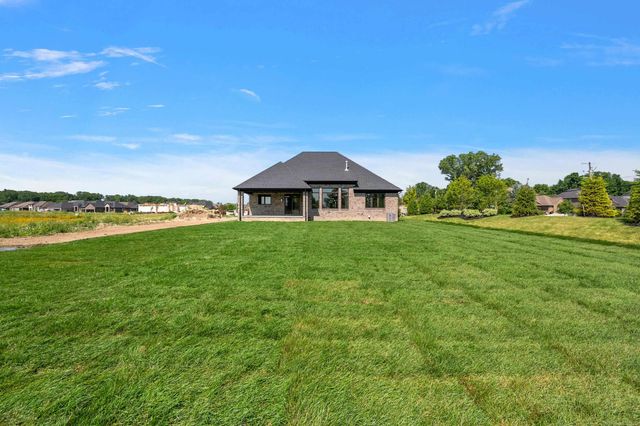 54946 Rose Terrace Drive, Shelby Twp, MI 48316