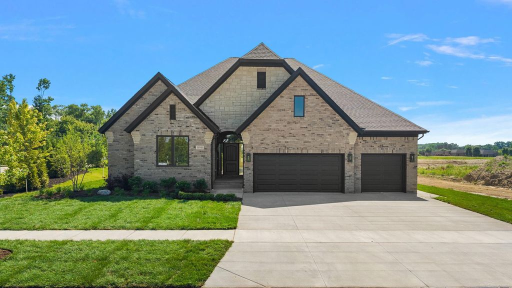 54946 Rose Terrace Drive, Shelby Twp, MI 48316