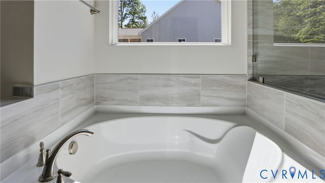 8130 Clancy Ct, Chesterfield, VA 23838