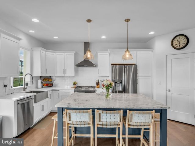 23 COUNTRY SIDE DRIVE, Carlisle, PA 17013