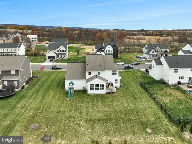 23 COUNTRY SIDE DRIVE, Carlisle, PA 17013