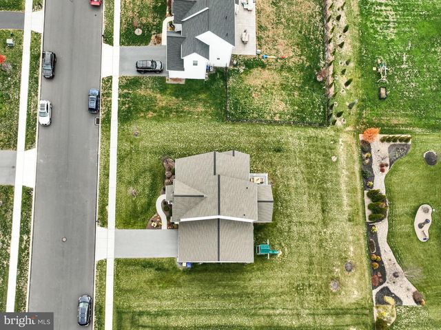 23 COUNTRY SIDE DRIVE, Carlisle, PA 17013