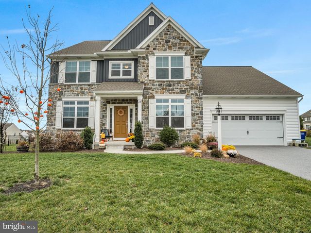 23 COUNTRY SIDE DRIVE, Carlisle, PA 17013