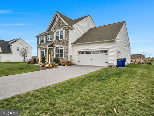 23 COUNTRY SIDE DRIVE, Carlisle, PA 17013