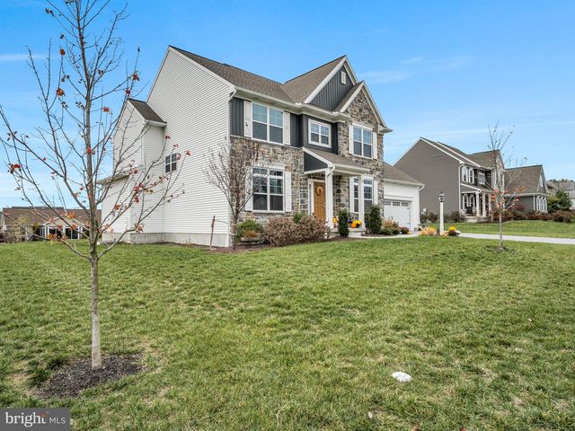 23 COUNTRY SIDE DRIVE, Carlisle, PA 17013