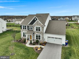 23 COUNTRY SIDE DRIVE, Carlisle, PA 17013