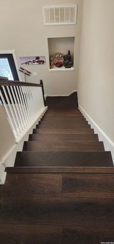 13027 Five Brooks, Helotes, TX 78023