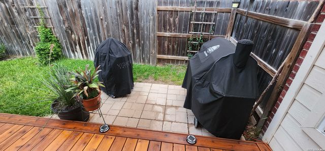 13027 Five Brooks, Helotes, TX 78023