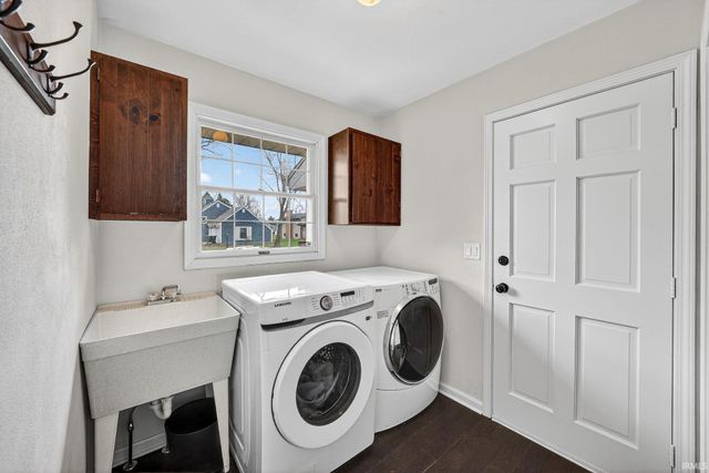 16507 Barryknoll Way, Granger, IN 46530