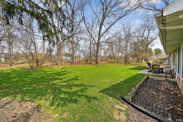 16507 Barryknoll Way, Granger, IN 46530