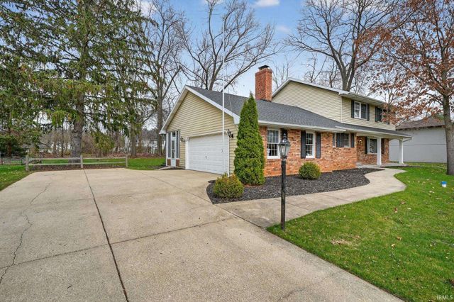 16507 Barryknoll Way, Granger, IN 46530