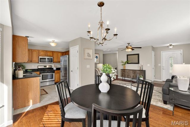 127 Granite Way, Wentzville, MO 63385